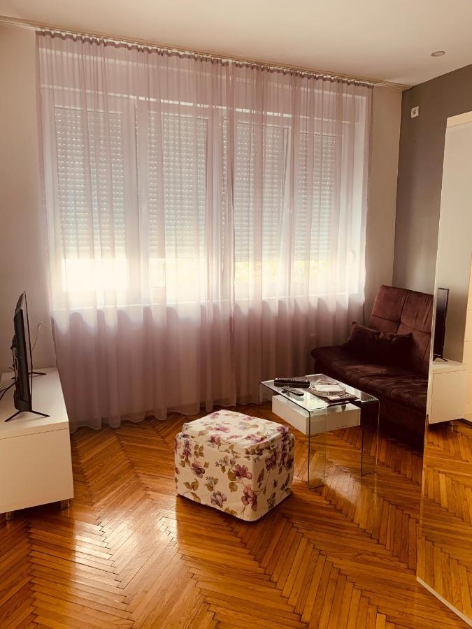 Apartment Center Nikšić 外观 照片